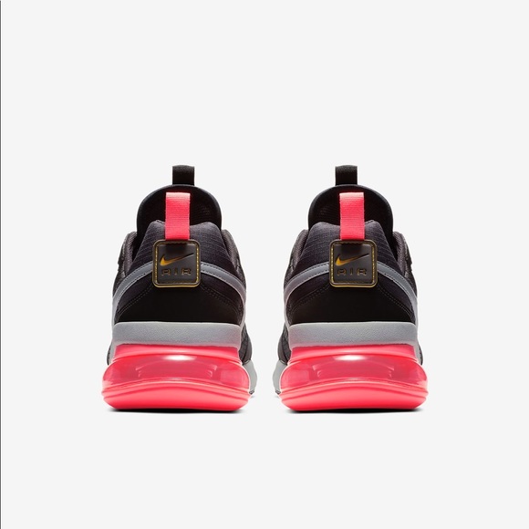 Nike Air Max 270 - Picture 4 of 6